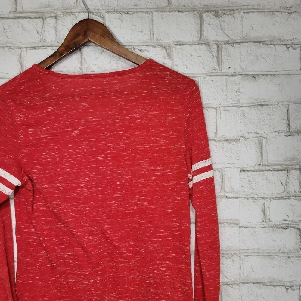 Campus Heritage WI Badgers long sleeve tee - Picture 10 of 13